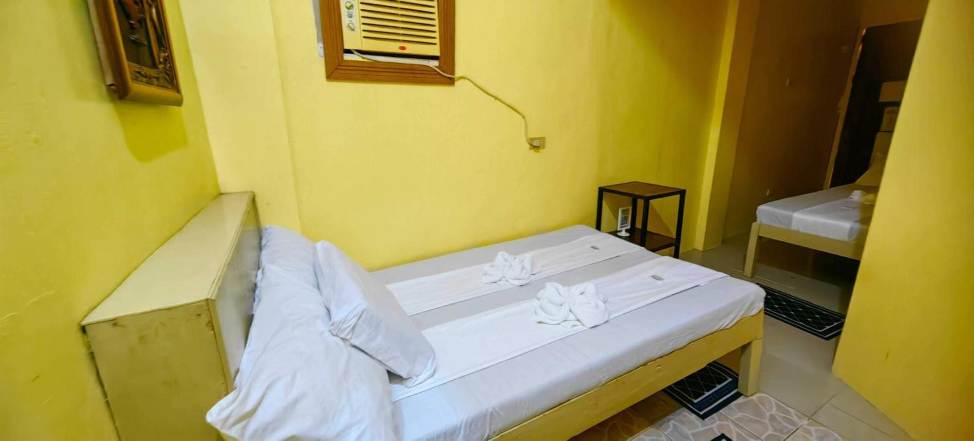 Las Residencias Bed And Breakfast بويرتو برينسيسا المظهر الخارجي الصورة