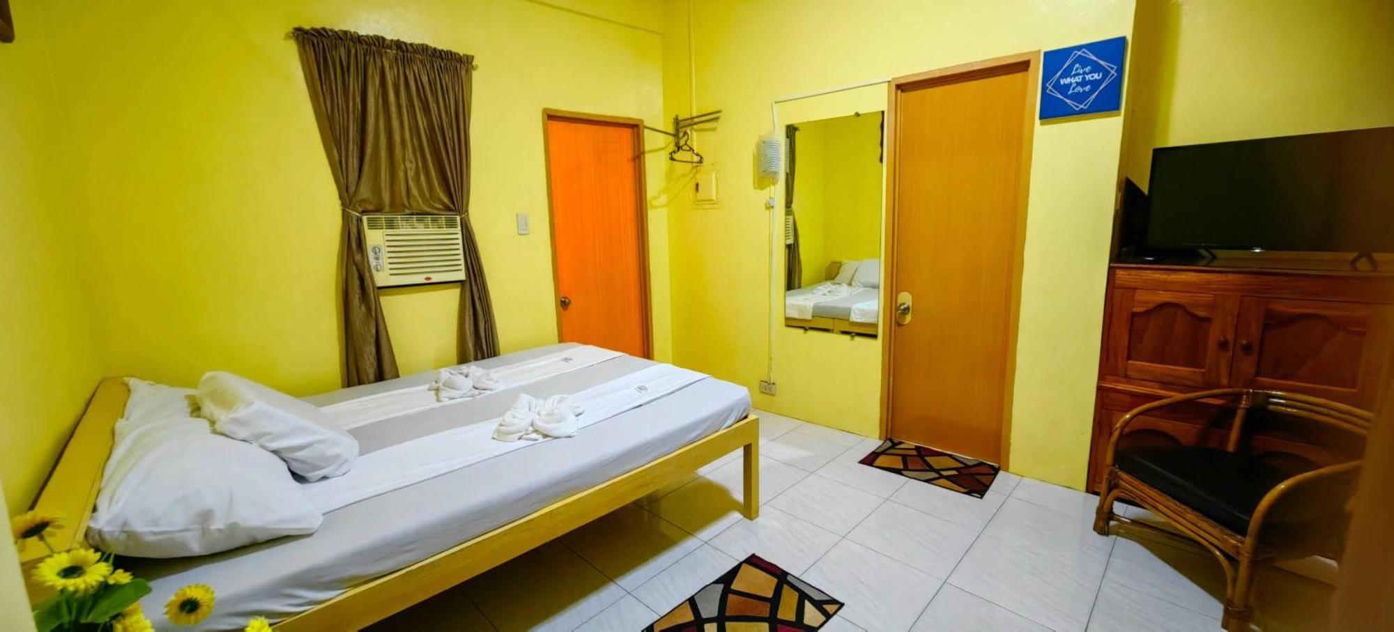 Las Residencias Bed And Breakfast بويرتو برينسيسا المظهر الخارجي الصورة