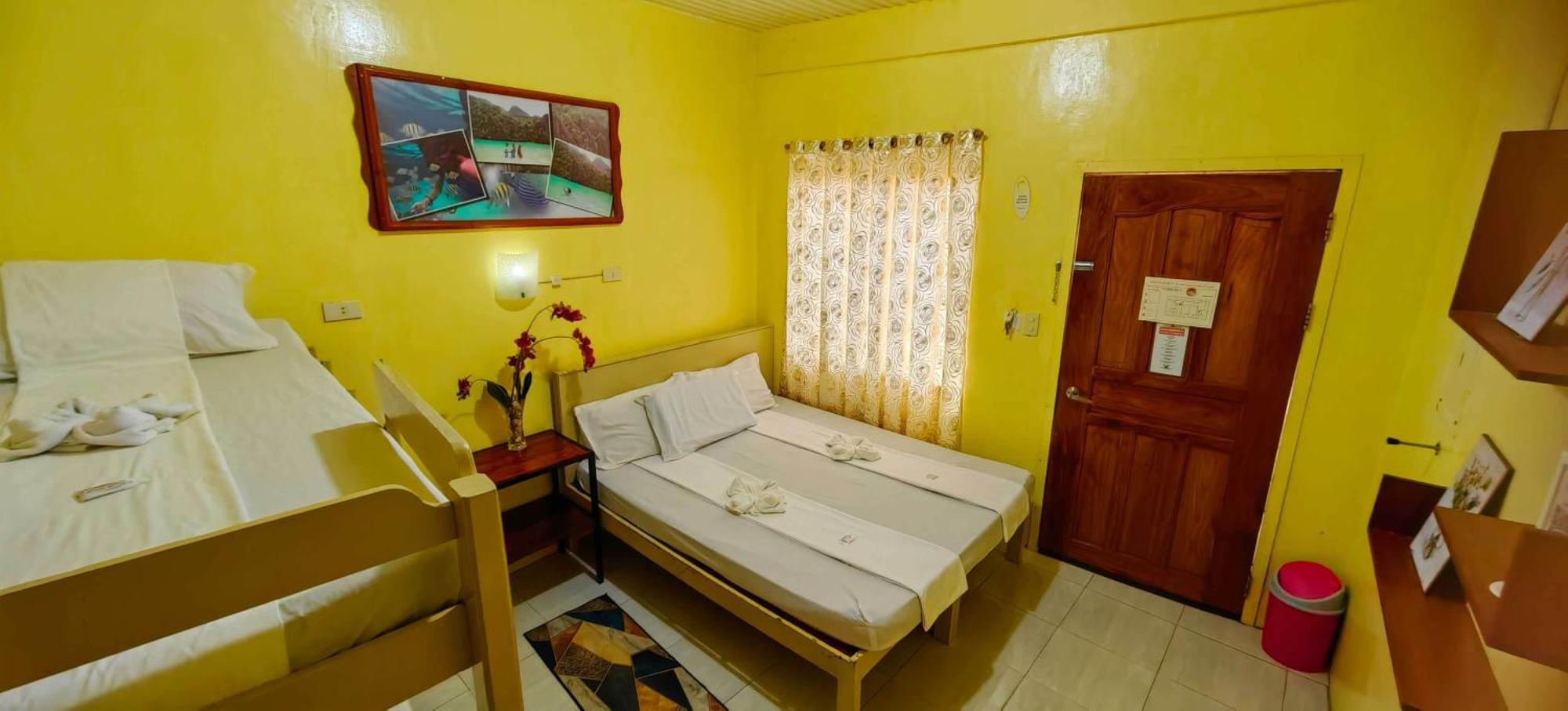 Las Residencias Bed And Breakfast بويرتو برينسيسا المظهر الخارجي الصورة