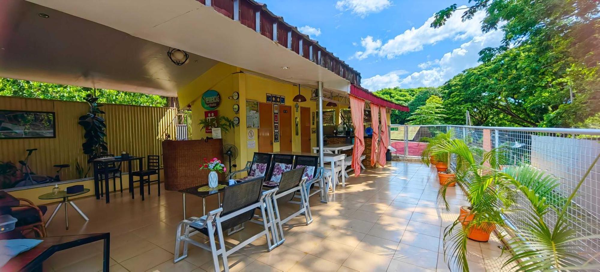 Las Residencias Bed And Breakfast بويرتو برينسيسا المظهر الخارجي الصورة