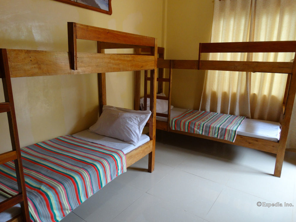 Las Residencias Bed And Breakfast بويرتو برينسيسا المظهر الخارجي الصورة