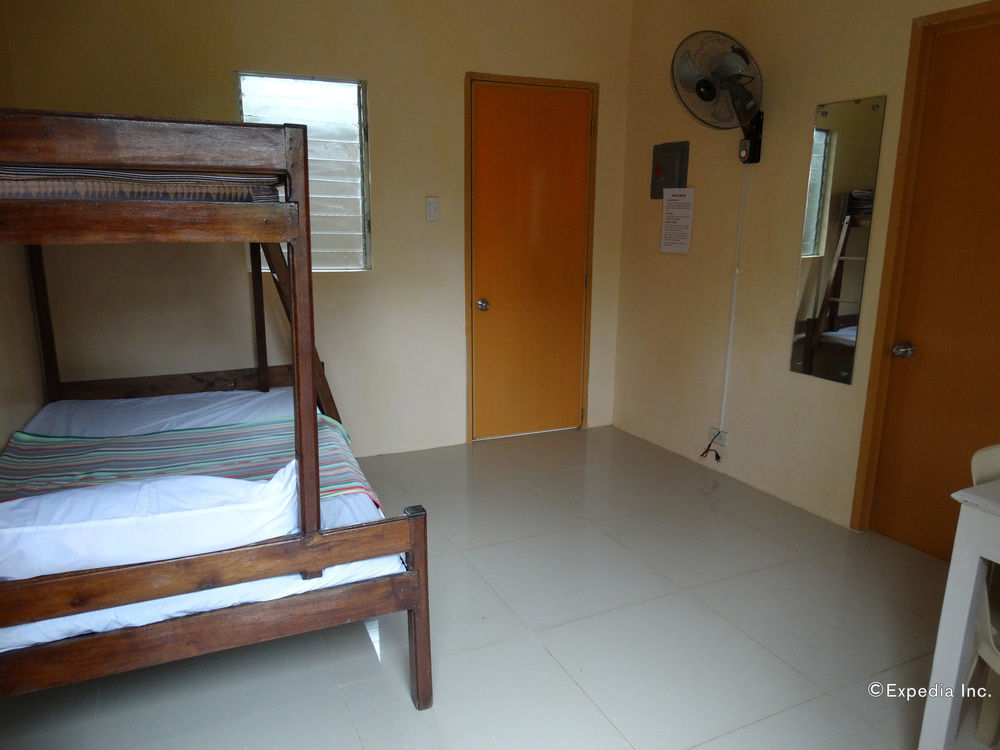 Las Residencias Bed And Breakfast بويرتو برينسيسا المظهر الخارجي الصورة