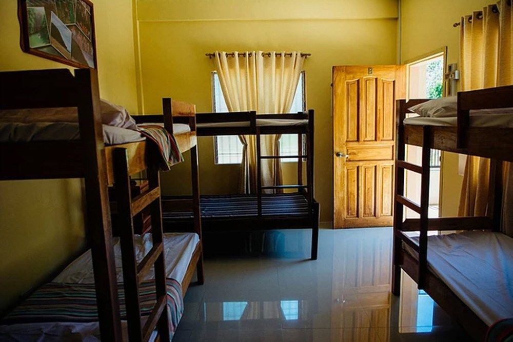 Las Residencias Bed And Breakfast بويرتو برينسيسا المظهر الخارجي الصورة