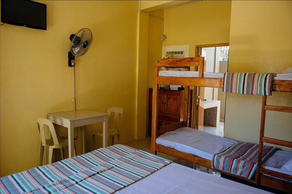 Las Residencias Bed And Breakfast بويرتو برينسيسا المظهر الخارجي الصورة